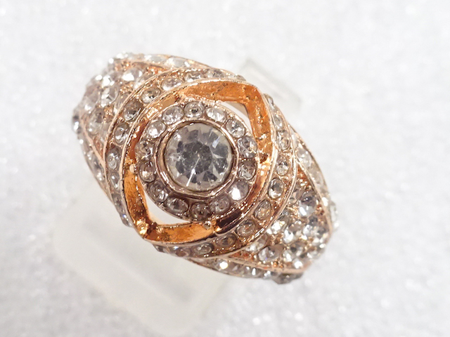 JAPANESE KIMONO / ANTIQUE CRYSTAL RING (SIZE 21)